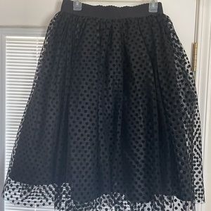 Black dot fully lined skirt. Brand new, with tags. Size Large.